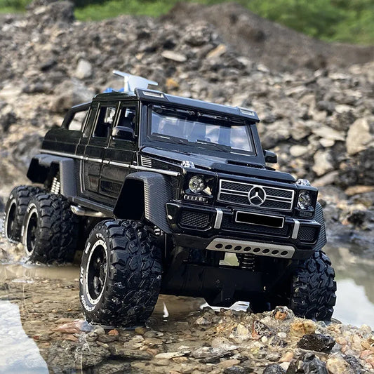 1:28 G63 G65 6*6 Big Tyre Alloy Pickup Car Model Diecast & Toy Metal Off-Road Vehicles Car Model High Simulation Childrens Gift