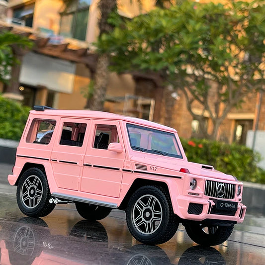 1/24 G63 G65 Alloy Pink Car Model Diecasts & Toy Metal Off-road Vehicles Model Simulation Sound and Light Collection Kids Gifts